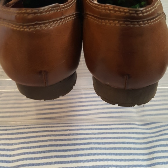 Shoes - Picture 4 of 4